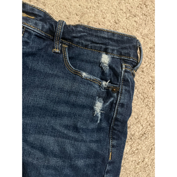 EUC Old Navy Denim Shorts, Womens Size 8, Blue - Picture 5 of 6